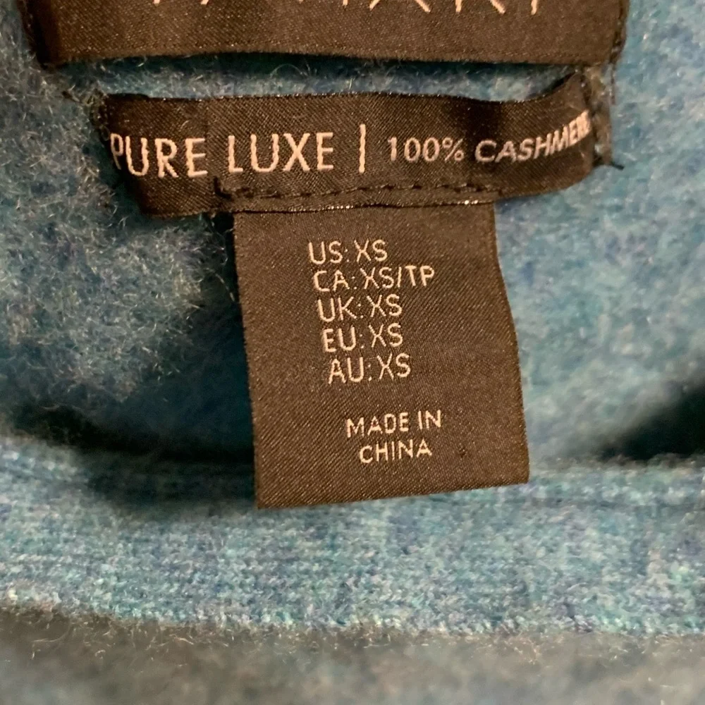 SOLD. XS 100% cashmere turquoise aqua boatneck sweater - Picture 4 of 4